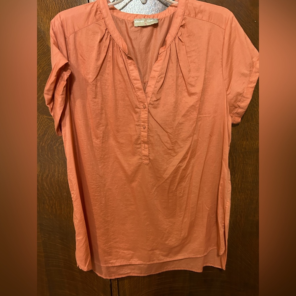 Eleven Twelve Women's Orange Short Sleeve Top size XL